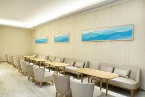 All Seasons Shanghai Yingao Road Metro Station Hotel - Image 3