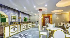 Hotel Vibe Blue Sec 70, Near Kailash Hospital & Sec 61 -52 Metro - Image 2