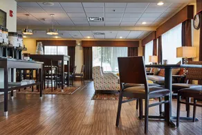 Hampton Inn Uniontown - Image 2
