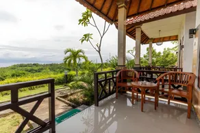 Beautiful Deluxe Twin Room with Great View - Image 5