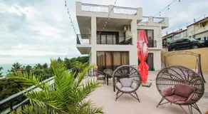 White House Chakvi - Image 3