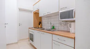 Cozy One Bedroom Apartment With Living Room Close to Wiener Stadthalle - Image 2