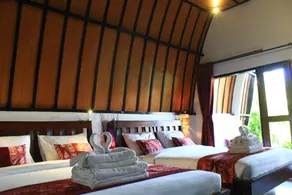 Turtle Beach Hotel - Image 2
