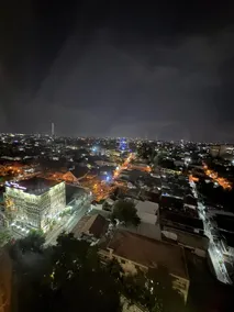 Solo Paragon Apartment - 1 BR City View - Image 3