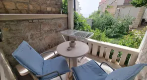 Apartments Ivka Bol - Direct Sea View - Image 5