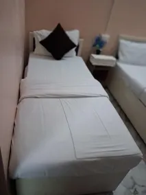 SHRI KASHI HOME STAY - Image 1