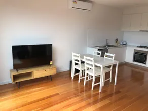 A brand new private townhouse - Image 2