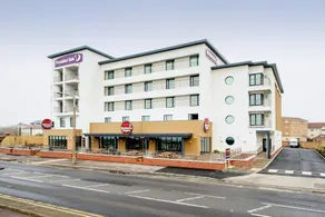 Premier Inn Southend On Sea - Image 2