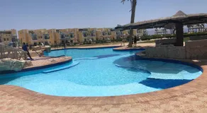 Cozy sunny ground chalet with terrace-Ras Sudr - Image 3