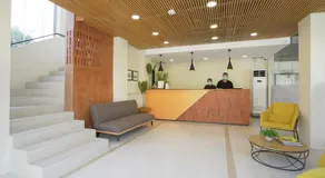 Travelbee Airport Inn - Image 4