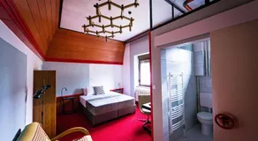 PB Urban Garden Stay with secured Parking - Image 2