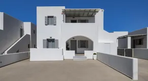 Montrez Santorini - 2 Bedroom Apartment - Image 3