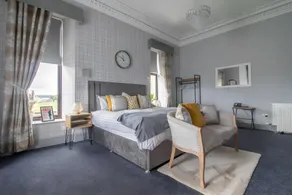 The Legend Suites - Image 5