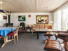 8 person holiday home in Spøttrup-By Traum - Image 2