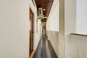 Hotel O S L N Grand - Image 4