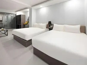 Boss Palace Hotel - Image 2