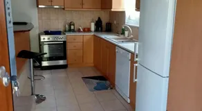 The Vrachos Beach House - Image 4