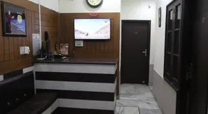 Time Square Guest House - Image 2