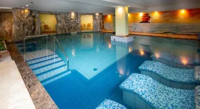 Hotel Alpen - Image 2