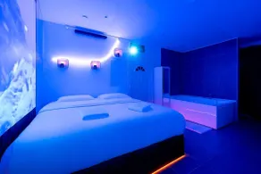 Studio Immersif Jaccuzi & Cinéma Disney et Astérix - Image 2