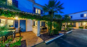Apartamentos Iris - Image 3