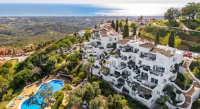 Sea & mountain view Marbella - Image 3