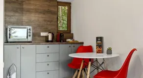 Silver Bungalow - Image 4