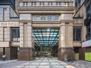 Four Seasons Carme Hotel - Image 2