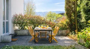 Apartment near Lake Zurich with Garden, Terrace & Parking - Image 4