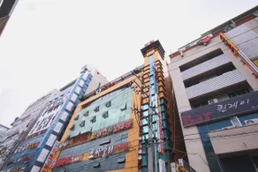Changwon Sangnam-dong Q - Image 5