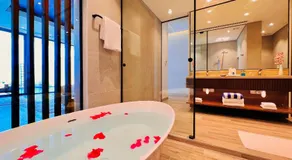 Jaw Resort & Spa - Image 2