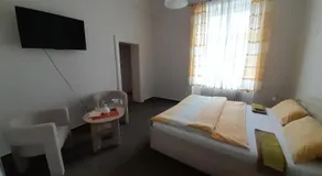 Penzion na zámku Bartošovice - Image 2
