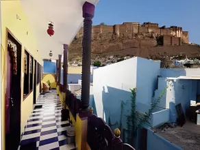 Sarvar Guest House - Image 4