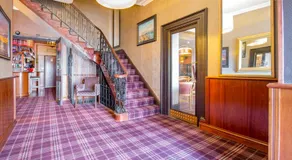 Smiths Hotel - Image 4
