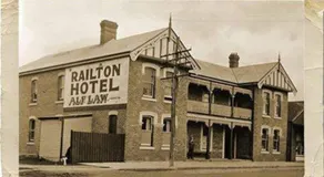 Railton Hotel - heritage pub accommodation - Image 4