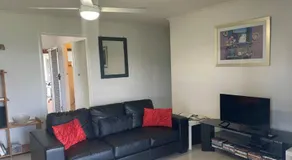 Lowset home with attached Granny Flat - Doomba Dr, Bongaree - Image 2