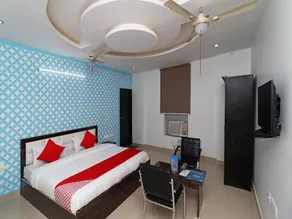 OYO 28849 Hotel Sunshine - Image 2