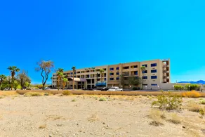 Studio 6 Suites Lake Havasu City AZ - Image 4