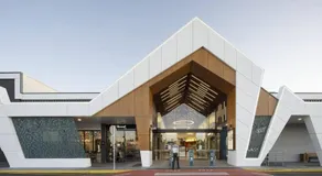 Malls at Doorstep 2-Bed Unit in Heart of Cannon Hill - Image 5