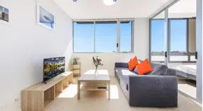 Modern 2BR Apartment - Image 4
