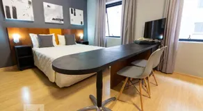 Flat em Moema (SP) - Image 2