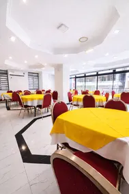 Rainbow Hotel - Image 4