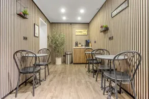 Flyers Airport Hotel - Image 4