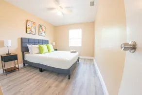Delray House With Hot tub & Game Room - Image 2