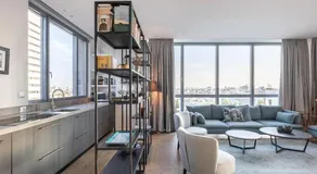 Upscale Rotschild by Five Stay - Image 2