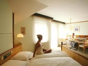 Das-Schmidt Privathotel - Image 2