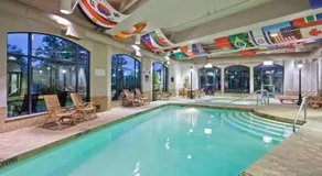 DoubleTree by Hilton North Vancouver - Image 4