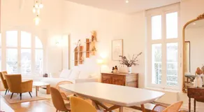 Spacious stay in Suresnes ideal for families! - Image 2