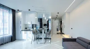 Home Lux - Image 3