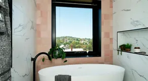 52Views Castlemaine - Image 3